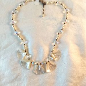 Mother of pearl side feed triangles, pearls and crystals